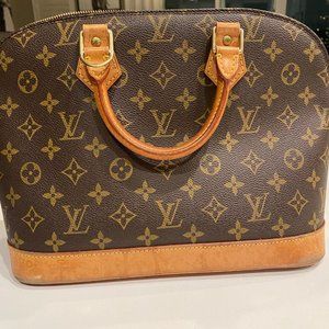AUTHENTIC Louis Vuitton Monogram Alma